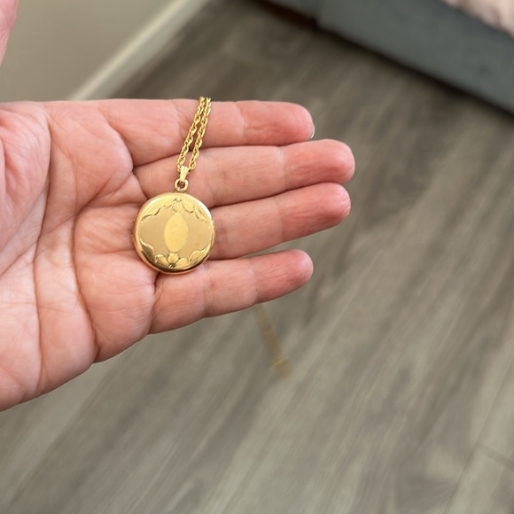 Vintage 12k gold filled locket necklace - Picture 6 of 7